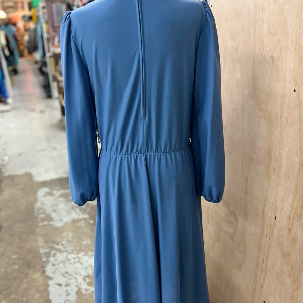 Vintage 1960-70’s Elegant Blue front lace formal Dress. - Picture 4 of 14